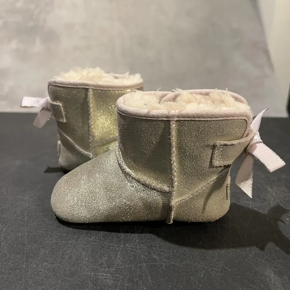 UGG Jessie Bow II Boots Infant Size 4/5c Gold Shimmer Shearling Crib 1019630I